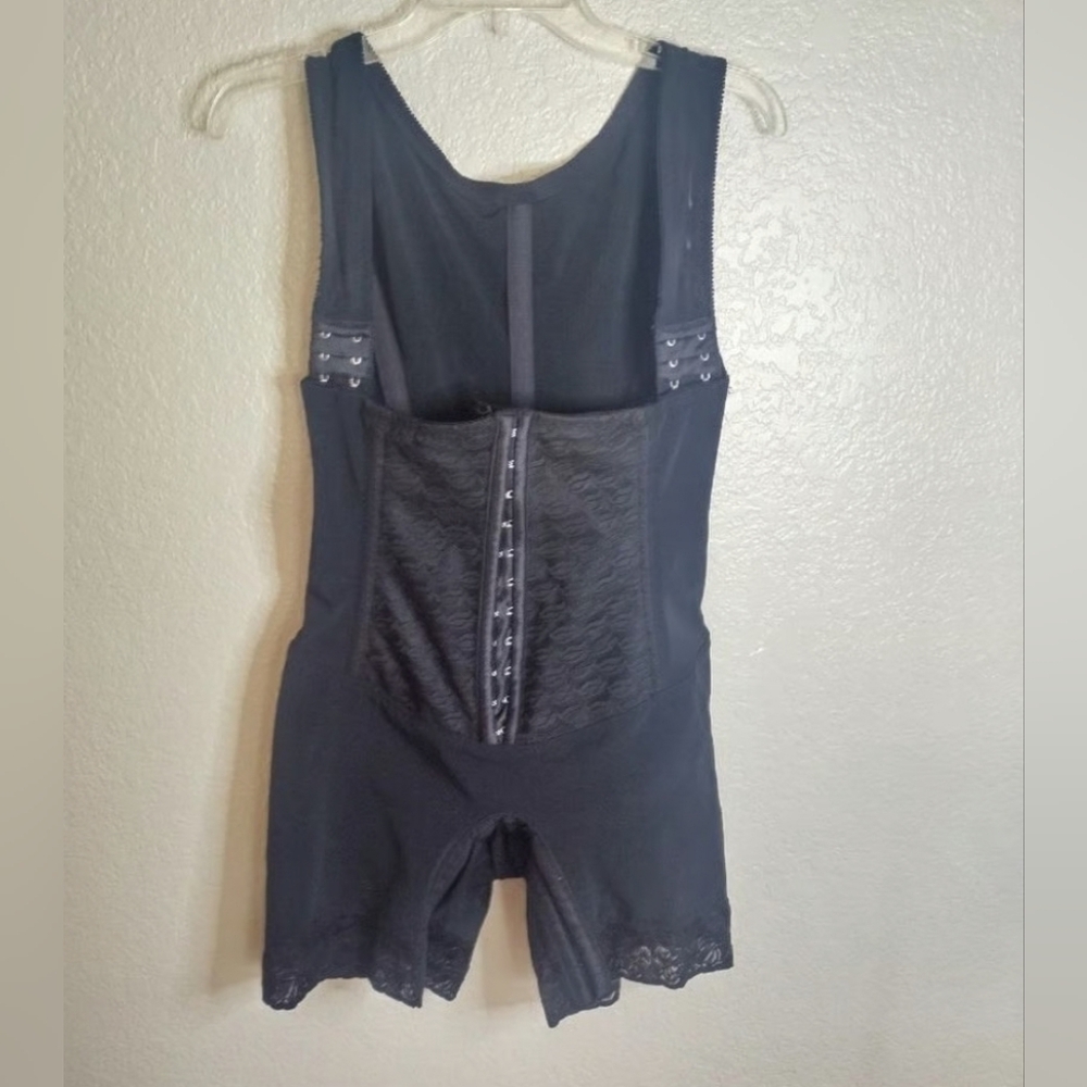 New Elegant Black Shapewear Bodysuit